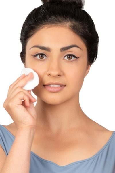 How to Use Ayur Herbal Skin Toner