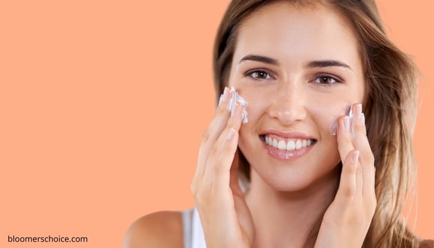 moisturize-oily-skin